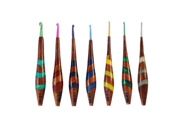 Wood & Resin Crochet Hooks Set with Aluminum Tips – 7 Sizes, Handcrafted with Resin Accents