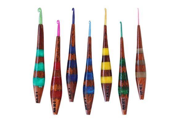 Wood & Epoxy Resin Crochet Hooks Set with Aluminum Tips – 2mm - 6mm